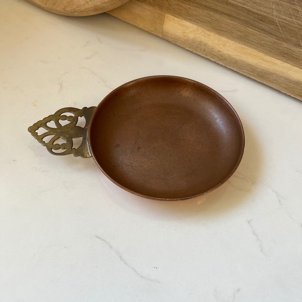 Vintage Polished Copper Miniature Skillet Dish with Ornate Brass Handle 5"